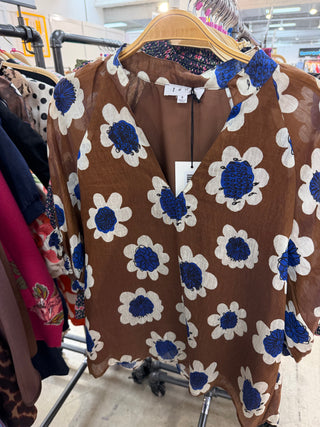 Dreaming of Blue Flowers Top