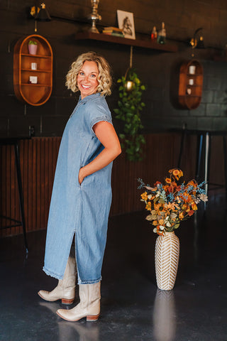 Hey There Delilah Denim Dress - Light Wash
