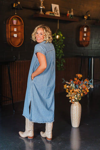 Hey There Delilah Denim Dress - Light Wash