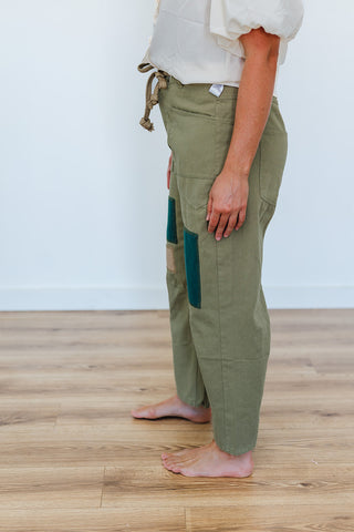Peggy Patch Barrel Pants - Light Olive