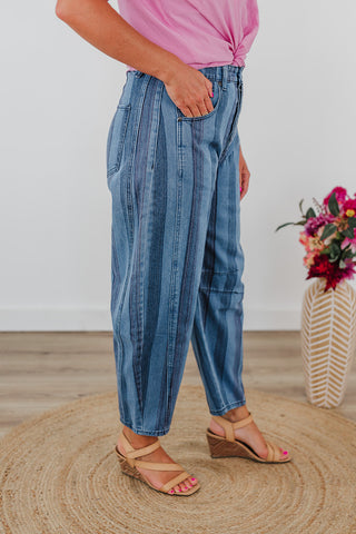 Seasonally Striped Denim Pants - Dark Wash