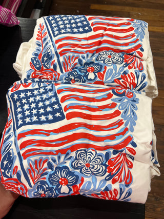 Flag & Flowers Tee