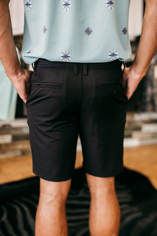 Black - 19" Reverse Light Check Hybrid Shorts