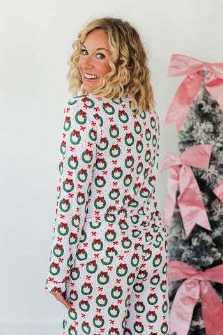 Clara Wreath Long Sleeve Sleep Shirt