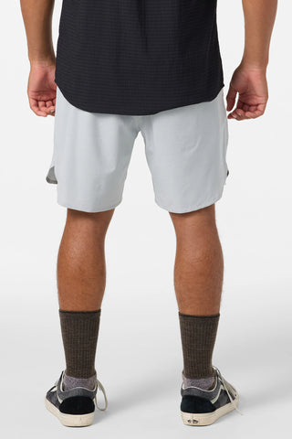 TRVLR Tech Lined 17" Hybrid Shorts - High-Rise