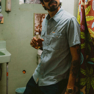 The Wyatt Pearl Snap Short Sleeve Shirt - Indigo