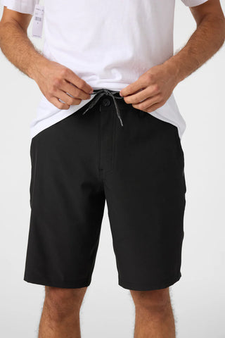 Heather Black - Reserve Heather 21" Hybrid Shorts