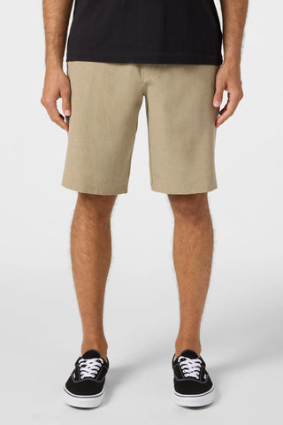 Khaki - Reserve Heather 21" Hybrid Shorts